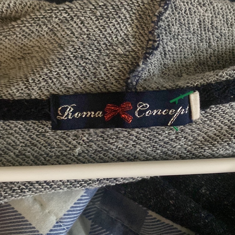 Cardigan - Picture 2 of 2